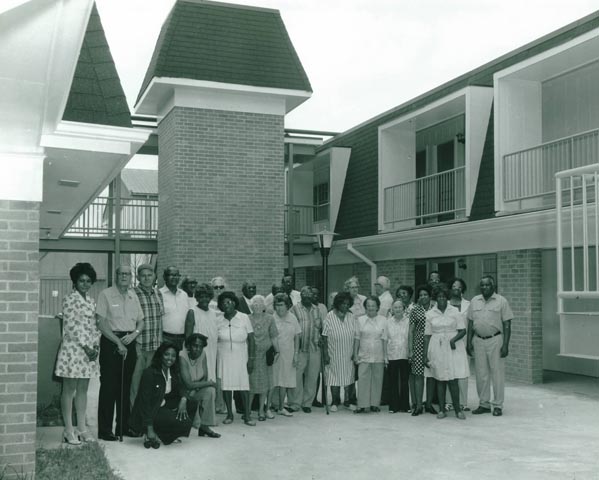 Historical Picture of HANO Apartments and Tenants